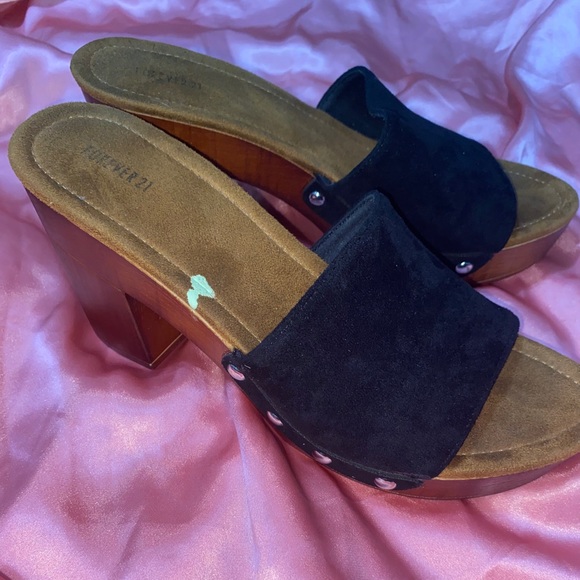 Rock Style Heels - Picture 4 of 5